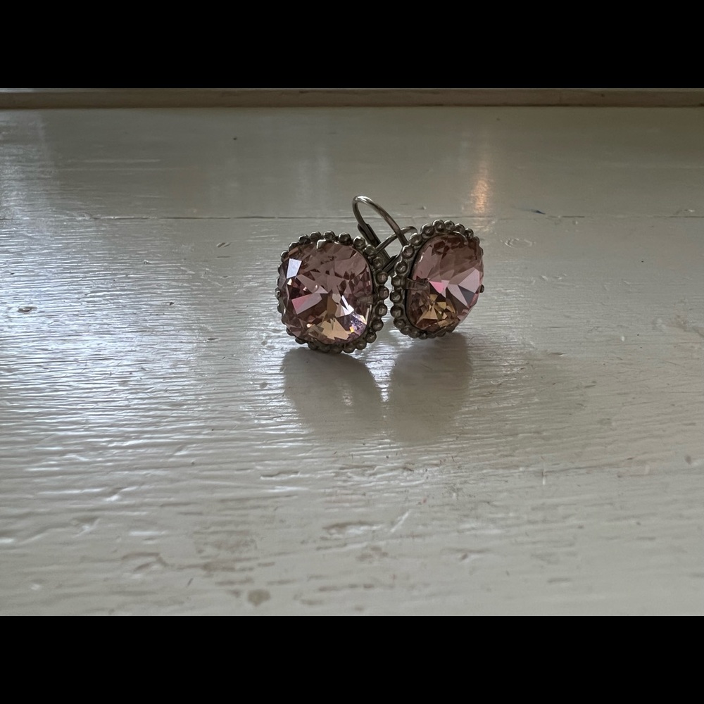 Sorrelli Silver Drop Earrings with dusty pink stones